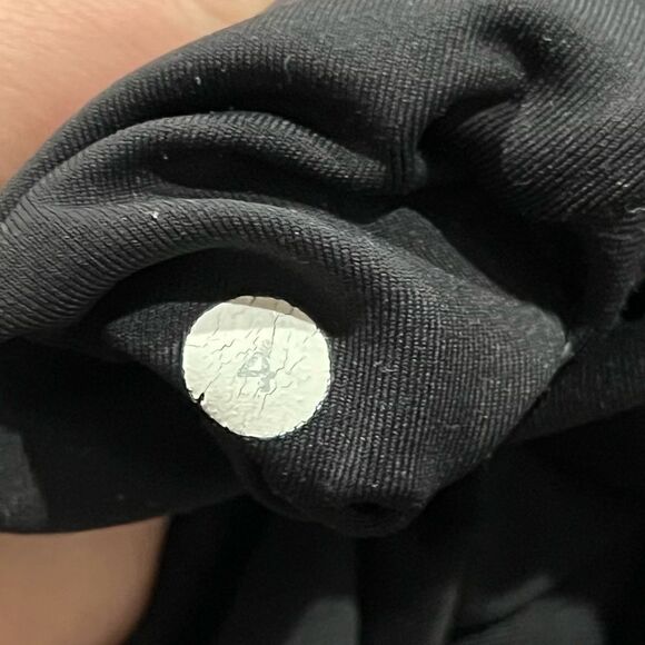 Lululemon Cropped Black Leggings Joggers Women’s 4 - Picture 3 of 4